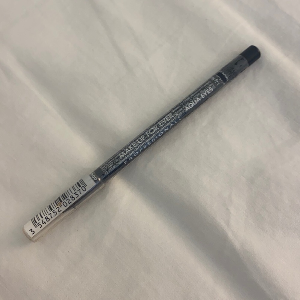 Make up forever professional